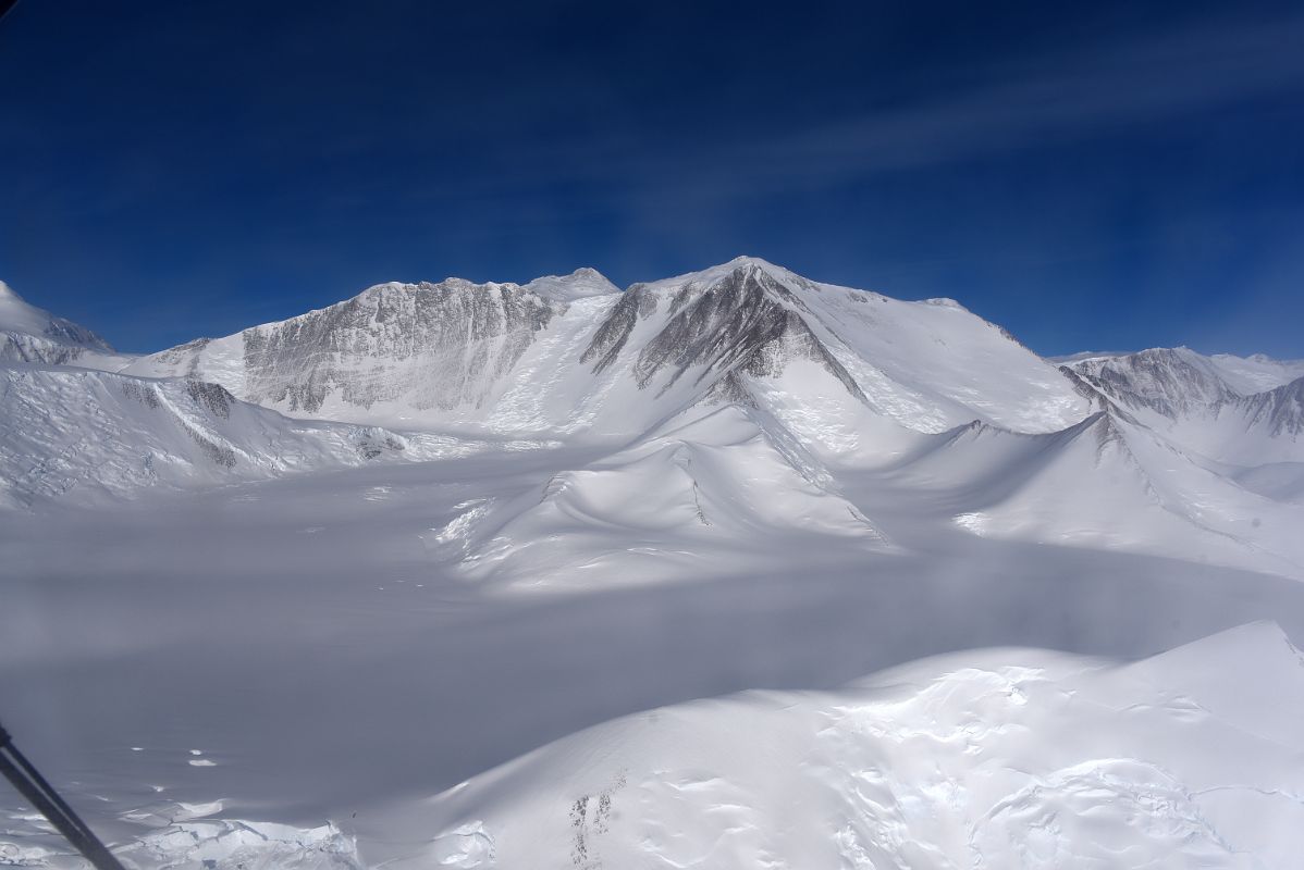 07B Flying By Branscomb Glacier, Branscomb Peak, Mount Vinson, Silverstein Peak, Opalchenie Peak, Brichebor Peak, Mount Rutford, Mount Craddock Just Before Landing At Mount Vinson Base Camp